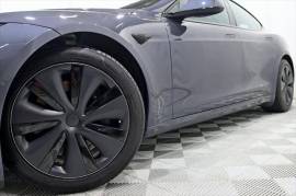 2022 Tesla Model S Base