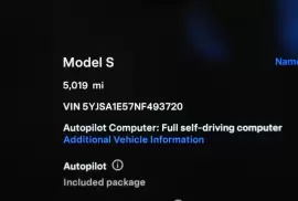 2022 Tesla Model S Base