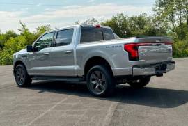 2024 Ford F-150 Lightning LARIAT