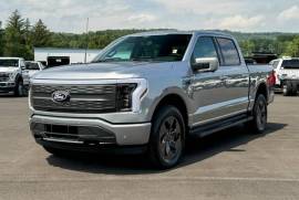 2024 Ford F-150 Lightning LARIAT