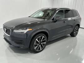 2022 Volvo XC90 T6 Momentum 7 Passenger